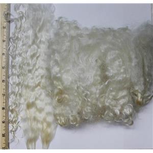 5" -10" satiny high luster curly sorted washed fine mohair  1 oz doll hair 26161