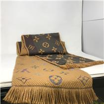 Louis Vuitton Giant Knitted Unisex 72in Monogram Scarf - SEE DESC