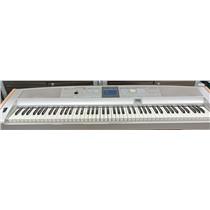 Yamaha DGX-505 Portable Grand Electric Keyboard / Piano - LOCAL PICK UP ONLY