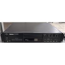 Tascam CD-200i Professional Rack Mount CD Player 30 Pin iPod Dock