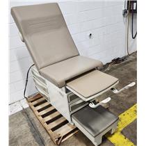 Ritter 204 Manually Adjustable Five Drawer Exam Table W/ Stirrups - PICKUP ONLY