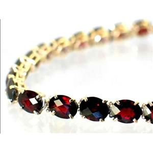 B003, Mozambique Garnet Gold Bracelet