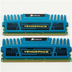 Corsair 8GB (2x4GB Kit) UDIMM 1600 MHz PC3-12800 DDR3 Memory (CMZ4GX3M4A1600C9B)