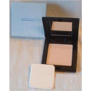 Sue Devitt Silky Pressed Powder * Quiet & Still Boxed