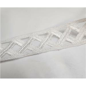 insertion trims White satin stich,  20 yds x 1 3/8" 26889