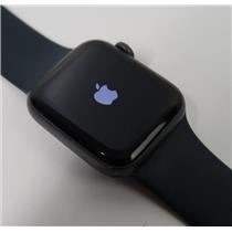 Apple Watch SE A2351 GPS 40mm Space Gray Aluminum Case W/ Blue S/M Band